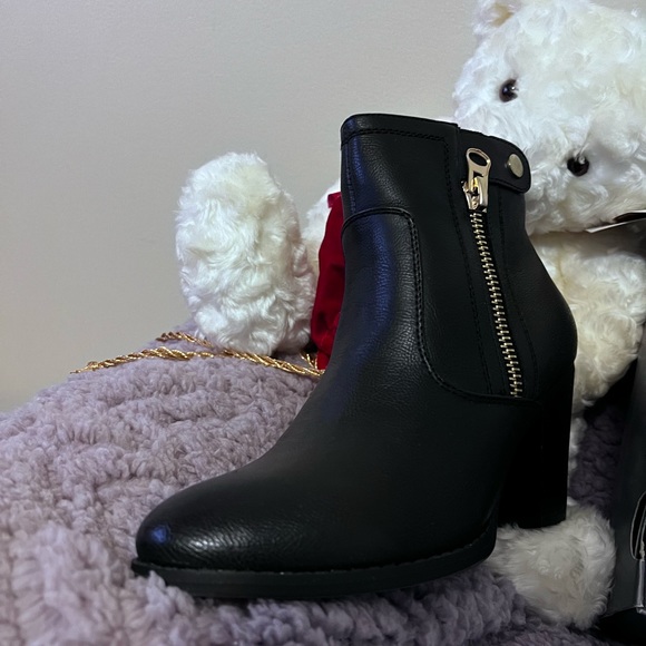 Fashion Ankle boots - Picture 2 of 7